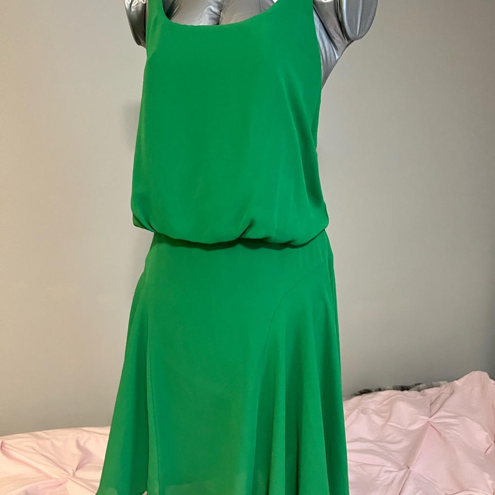 Bisou Bisou Vibrant Green Sleeveless Blouson Midi Dress